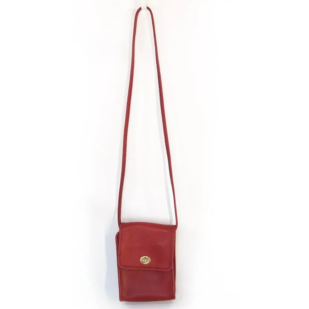 Coach Vintage Red Scooter Swing Pack (L5D 9893) - Picture 2 of 10